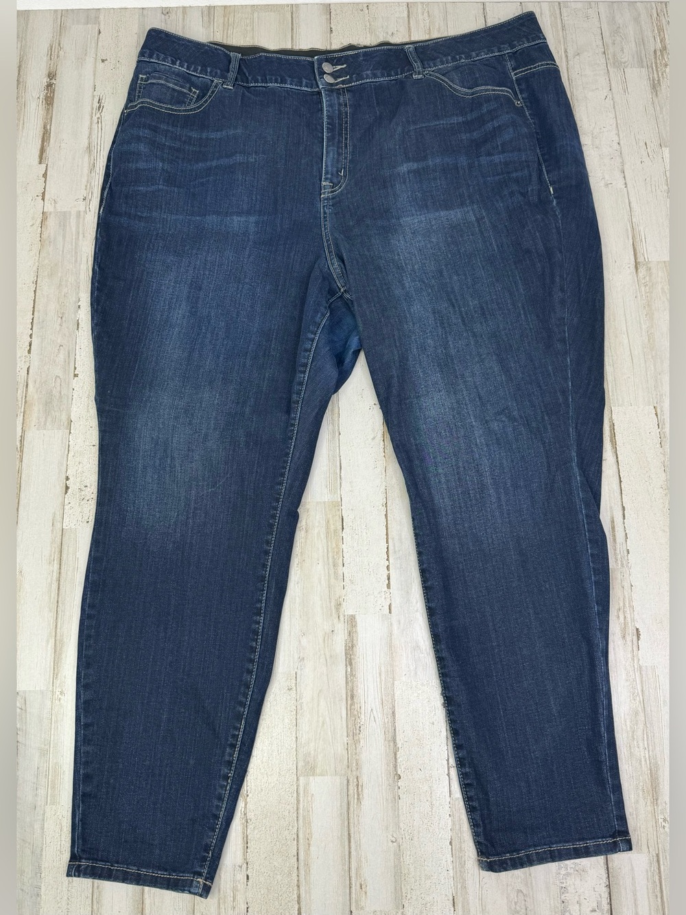 Lane Bryant Womens 26R Straight Leg Jeans Blue Stretch Medium Wash High Rise - Picture 2 of 10